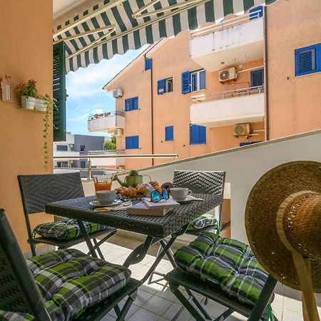 Apartment Sea Premantura Ngoại thất bức ảnh