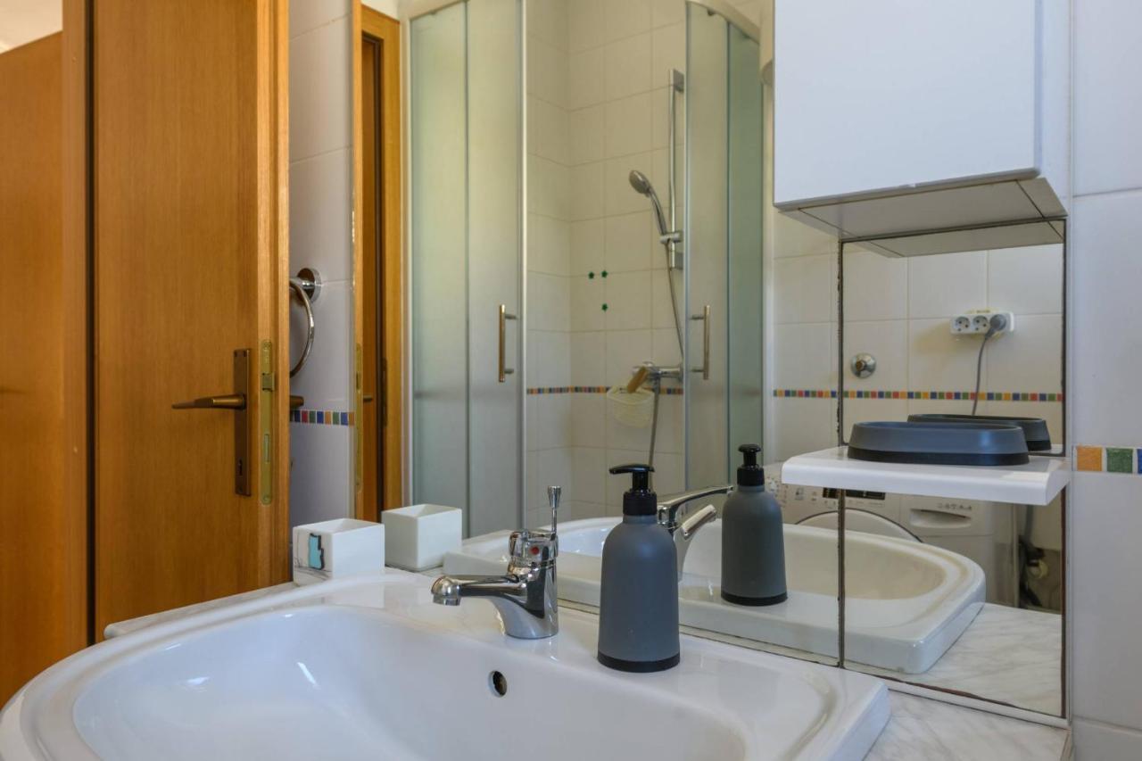 Apartment Sea Premantura Ngoại thất bức ảnh